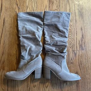 Universal Thread Brown Knee High Boots 3 Inch Heels Size 8- New without box